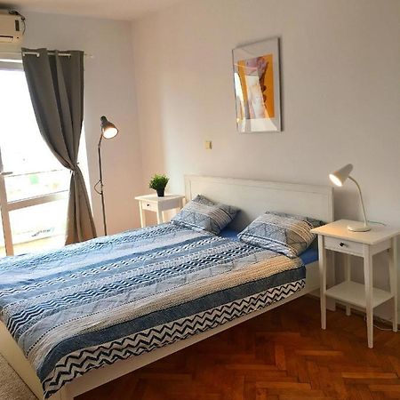 בוקרשט Apartment With Amazing View Near Old Town מראה חיצוני תמונה