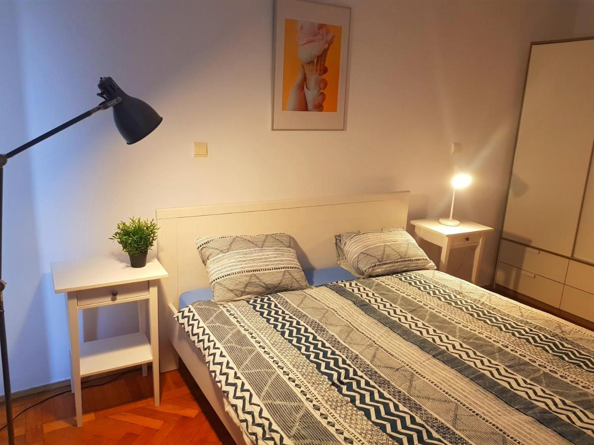 בוקרשט Apartment With Amazing View Near Old Town מראה חיצוני תמונה